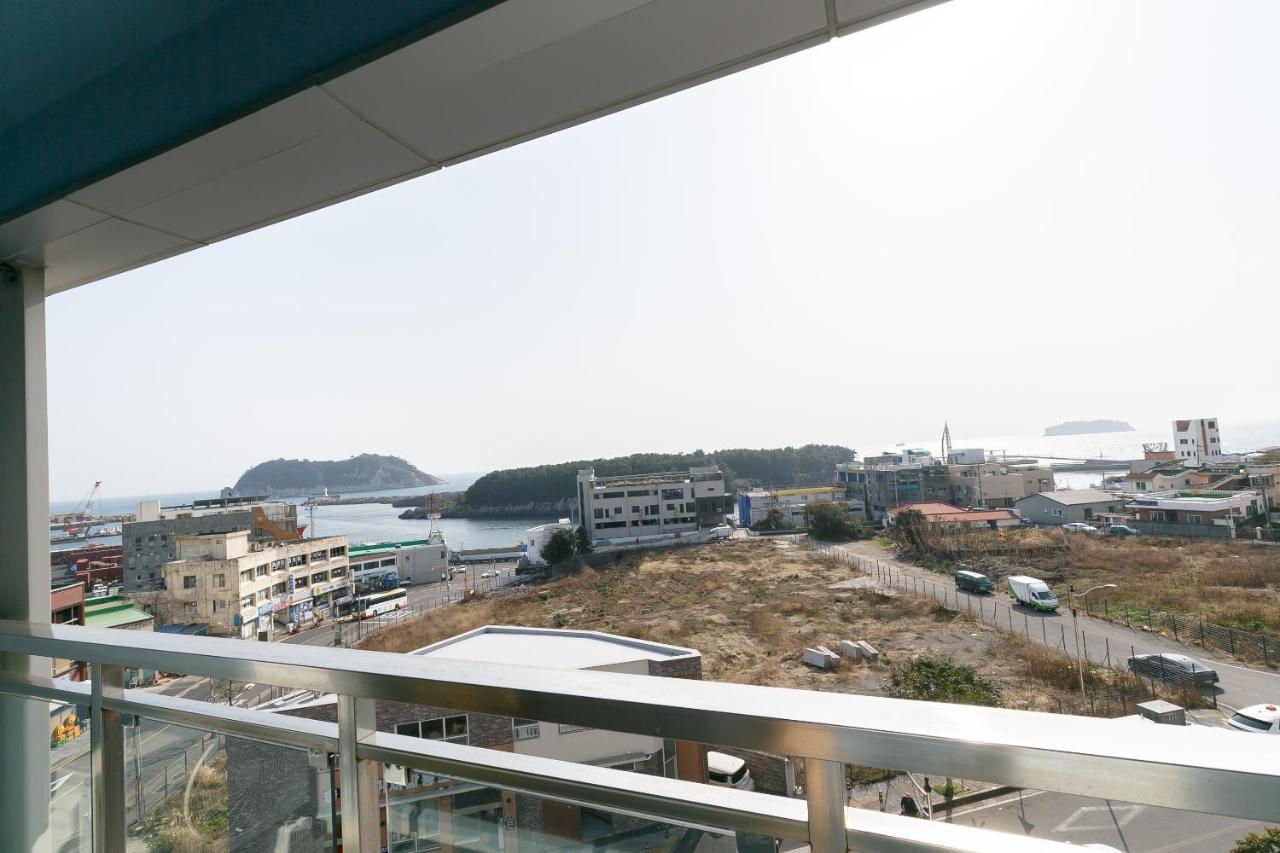 Bk Hotel Jeju Seogwipo Exterior foto
